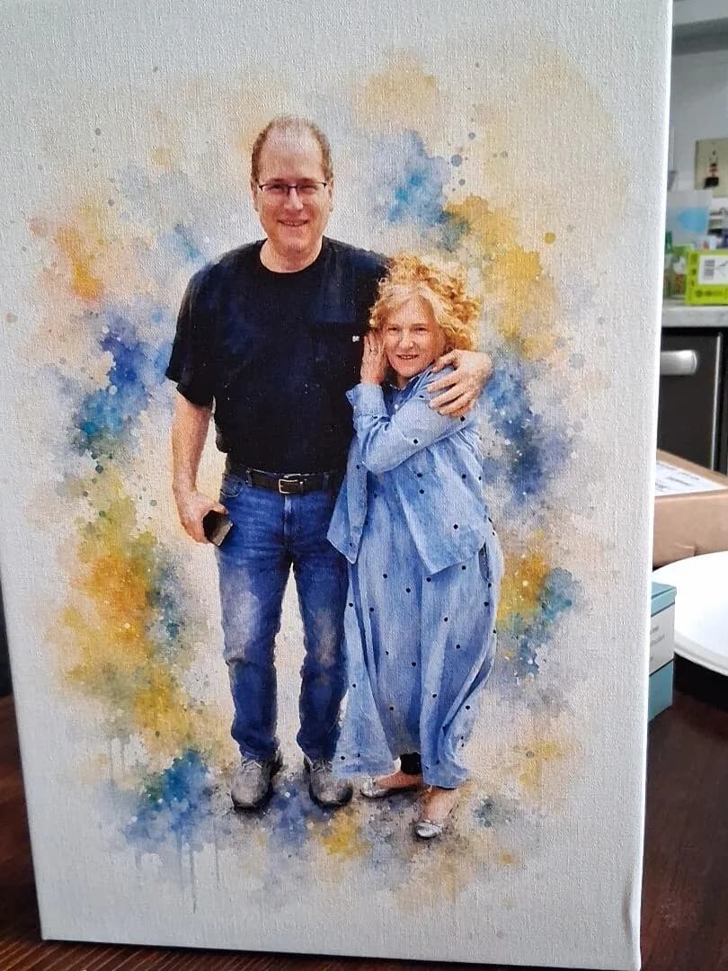 Portrait shared by Lou